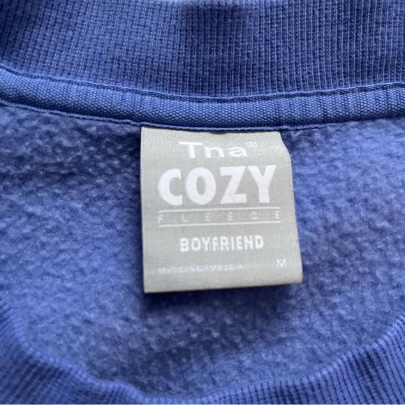 TNA Cozy Boyfriend Fleece Sweatshirt - Picture 10 of 13